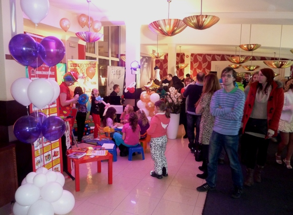 Svatební festival v Plzni kouzelník